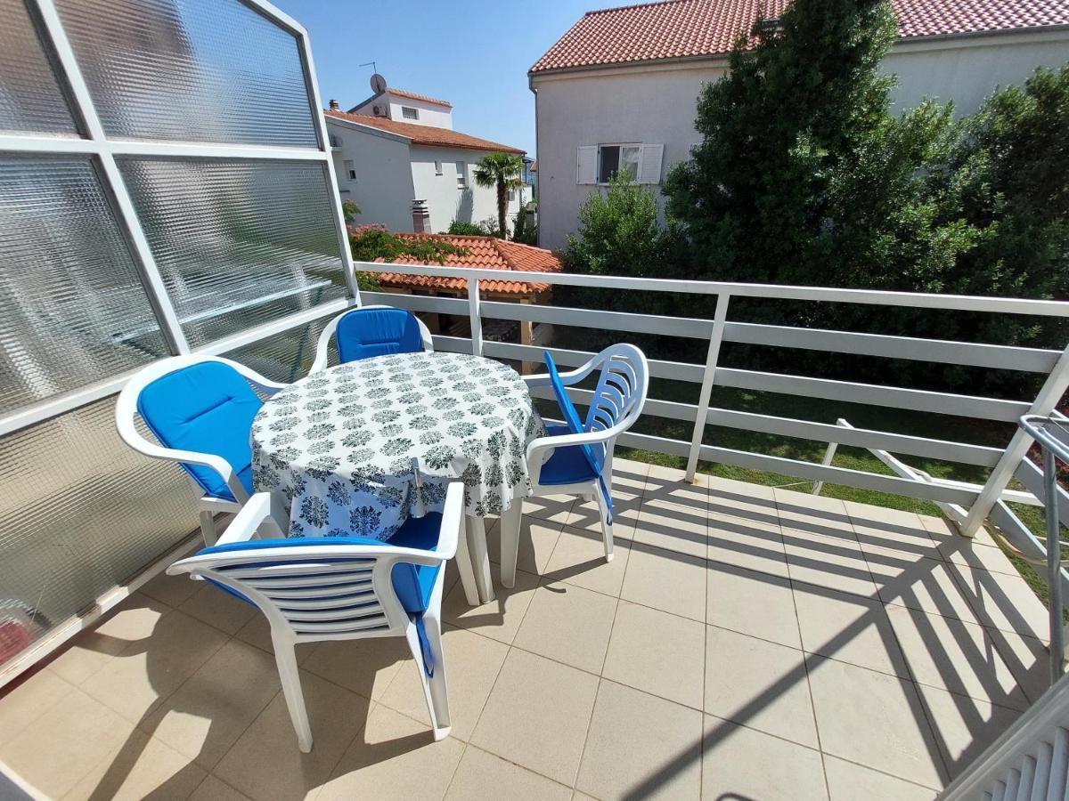 Apartments Neva & Neva Beach House Srima Exterior foto