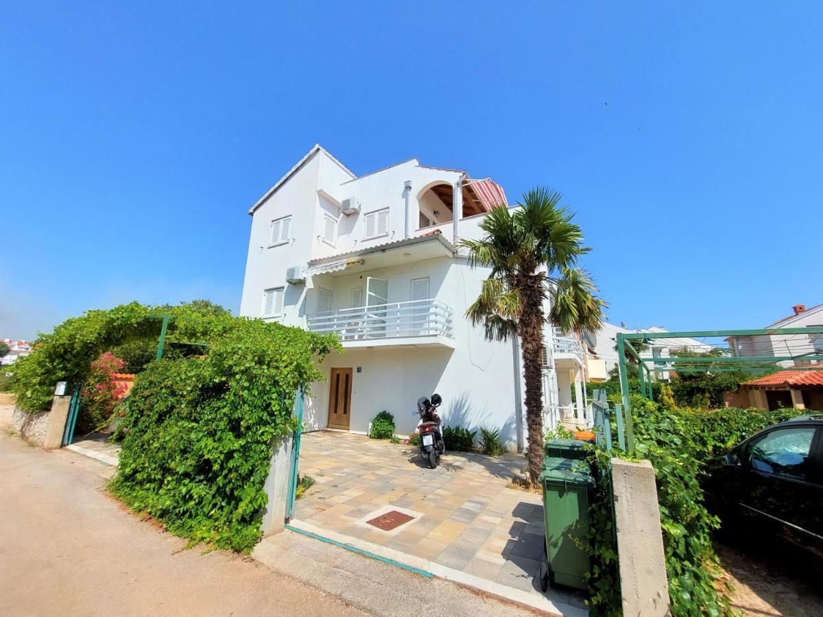 Apartments Neva & Neva Beach House Srima Exterior foto