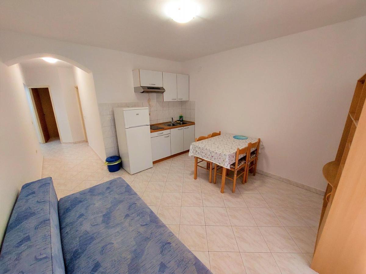 Apartments Neva & Neva Beach House Srima Exterior foto