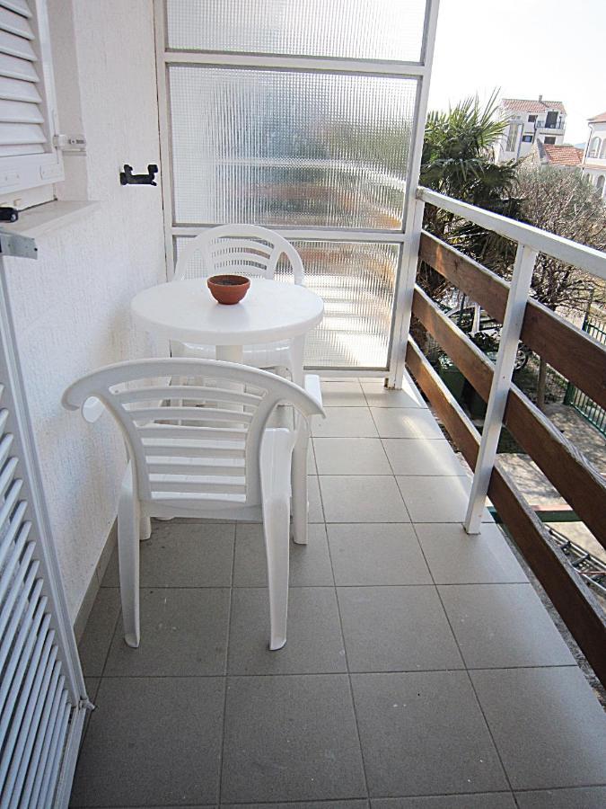Apartments Neva & Neva Beach House Srima Exterior foto